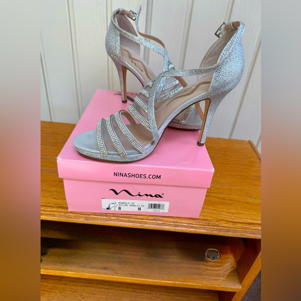 nina silver rhinestone stiletto heels strappy sandal formal
dress size 8